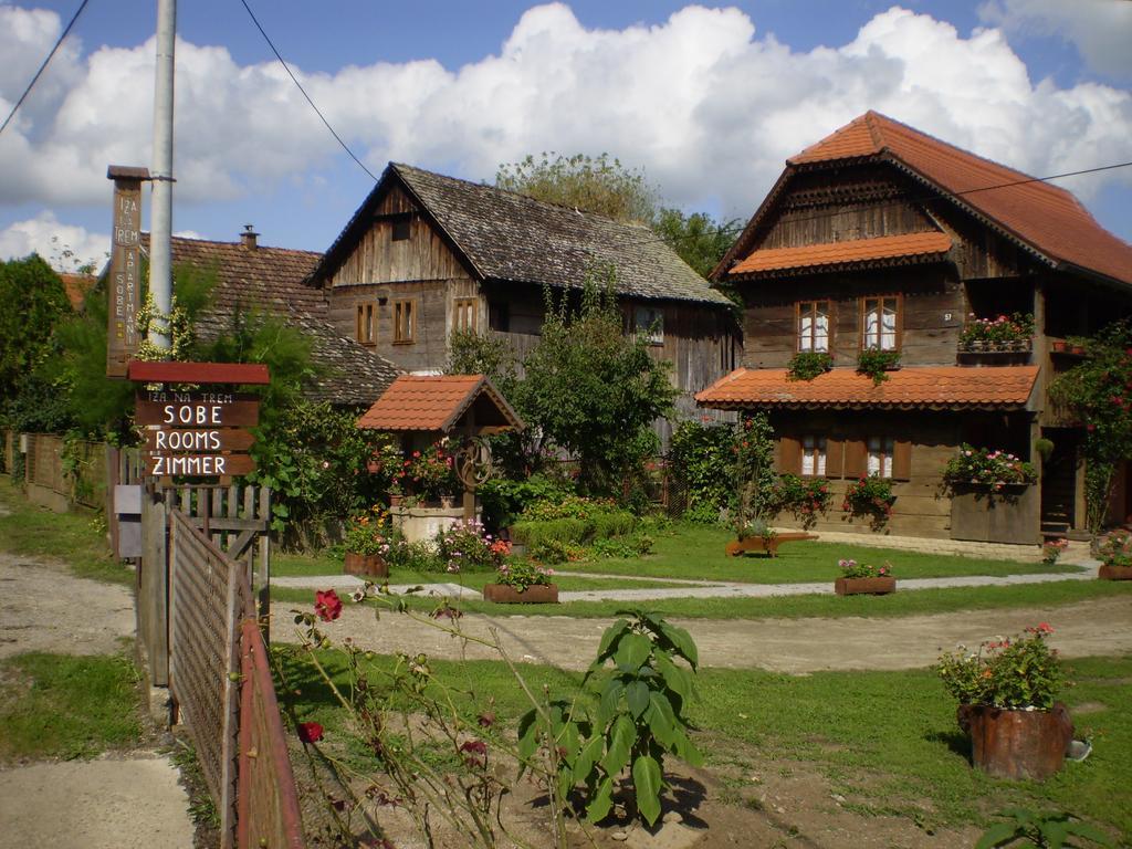 Apartments Iza Na Trem Čigoč Εξωτερικό φωτογραφία