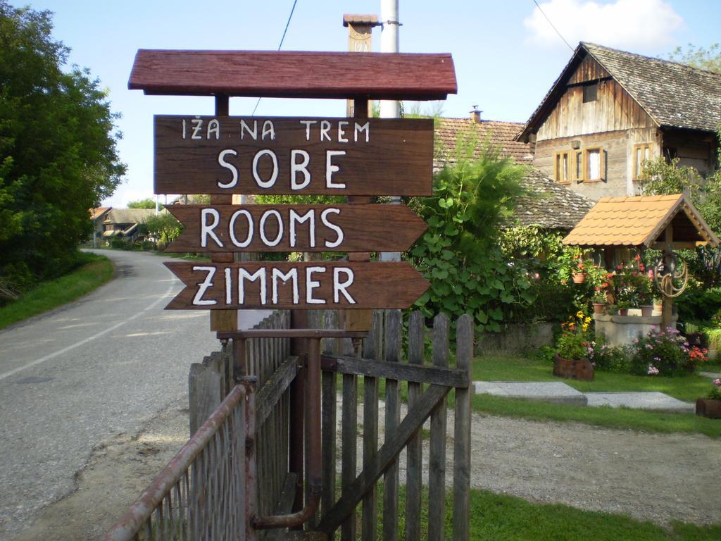 Apartments Iza Na Trem Čigoč Εξωτερικό φωτογραφία